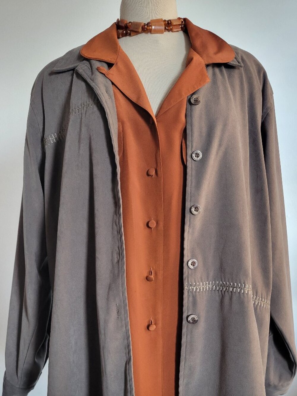 Vintage 2-Piece Set: Monterey by Koret Faux-Suede Shirt-Jacket & Alyssa Carr Blo